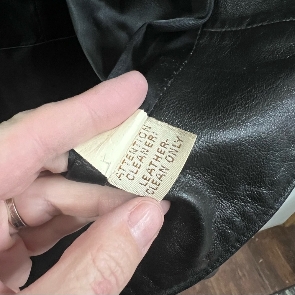 Vintage Black Leather Jacket - Picture 14 of 15